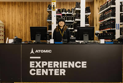 画像:レンタル受付